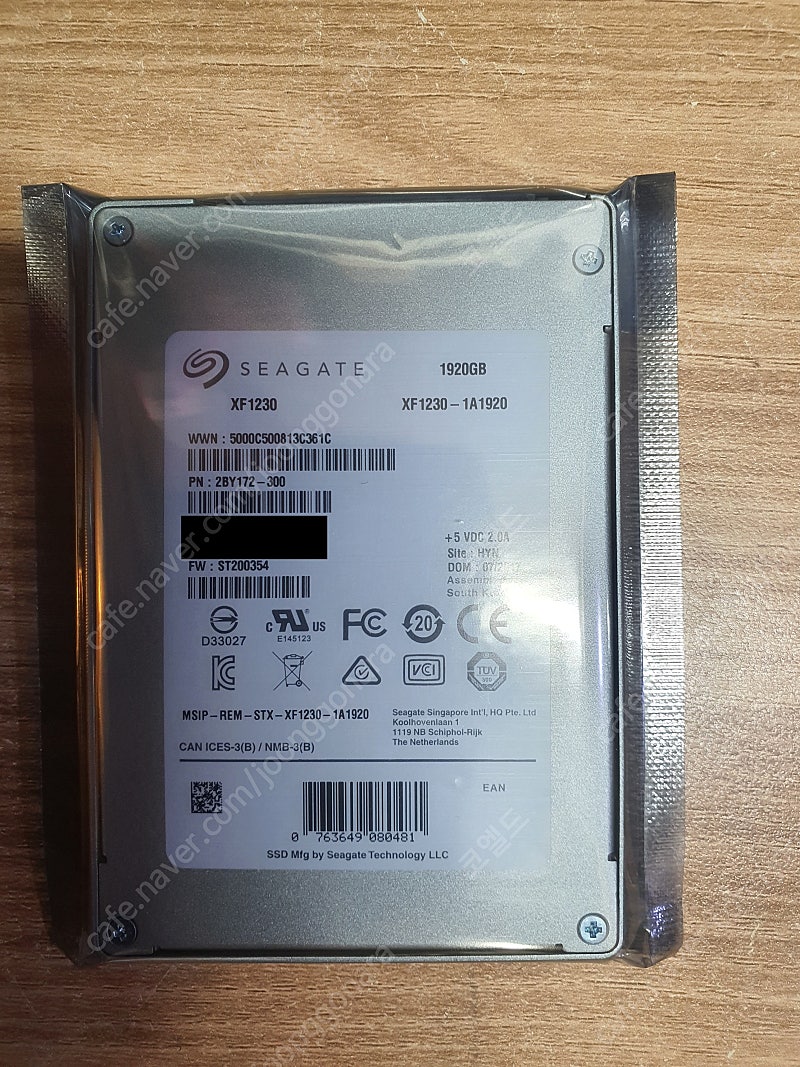 [판매]Seagate XF1230 1.92TB EMLC SSD 팝니다. (미개봉)