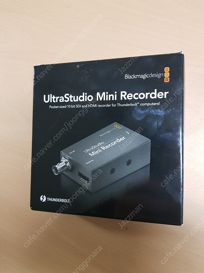 Blackmagicdesign Ultrastudio mini recorder 팝니다. 유튜브에 캠코더 영상을 실시간으로 올리는 장비입니다.