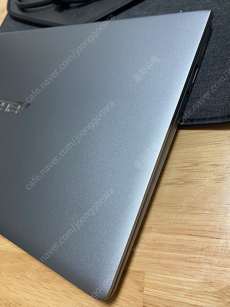 ASUS ZenBook um433iq-A5066 르누아르 젠북