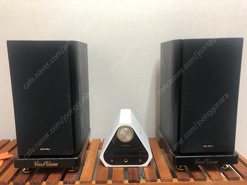 사운드블라스터 X7 (limited edition) + EMU XM7 스피커팝니다.