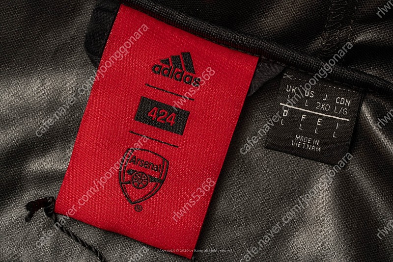 ADIDAS x 424 x ARSENAL PANCHO limited edition. 아스날424 판초. 한정판