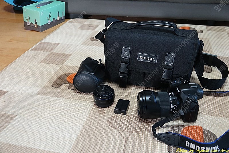 삼성 카메라 NX 30 +18--200 16--50 렌즈 두게 가지면