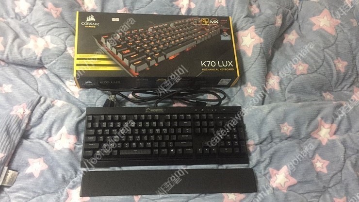 커세어 K70 LUX 적축 팝니다