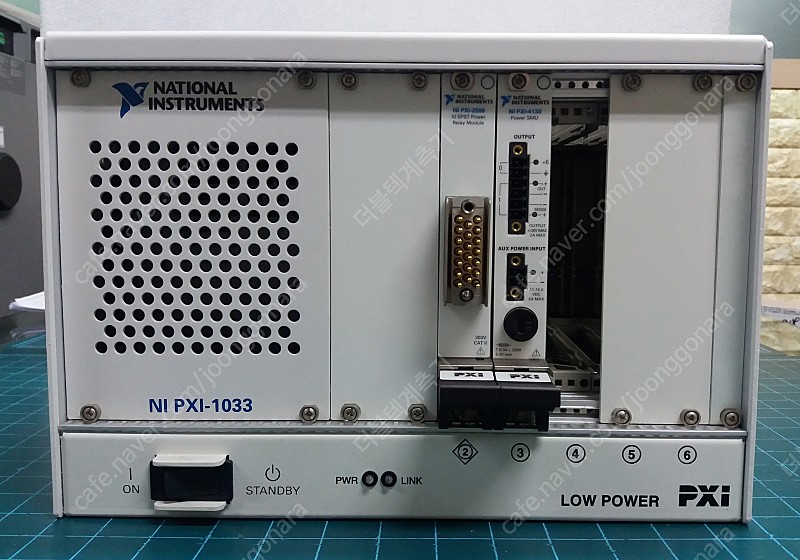 NI(National Instruments) PXI-1033, PXI-2586, PXI-4130 판매합니다.