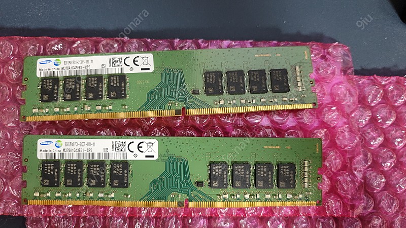 삼성램 DDR4 8기가 2개 팝니다.