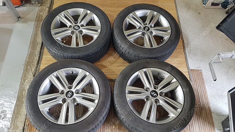 [판매]YF소나타 및 K3 아반떼MD 16인치 순정휠 타이어 판매