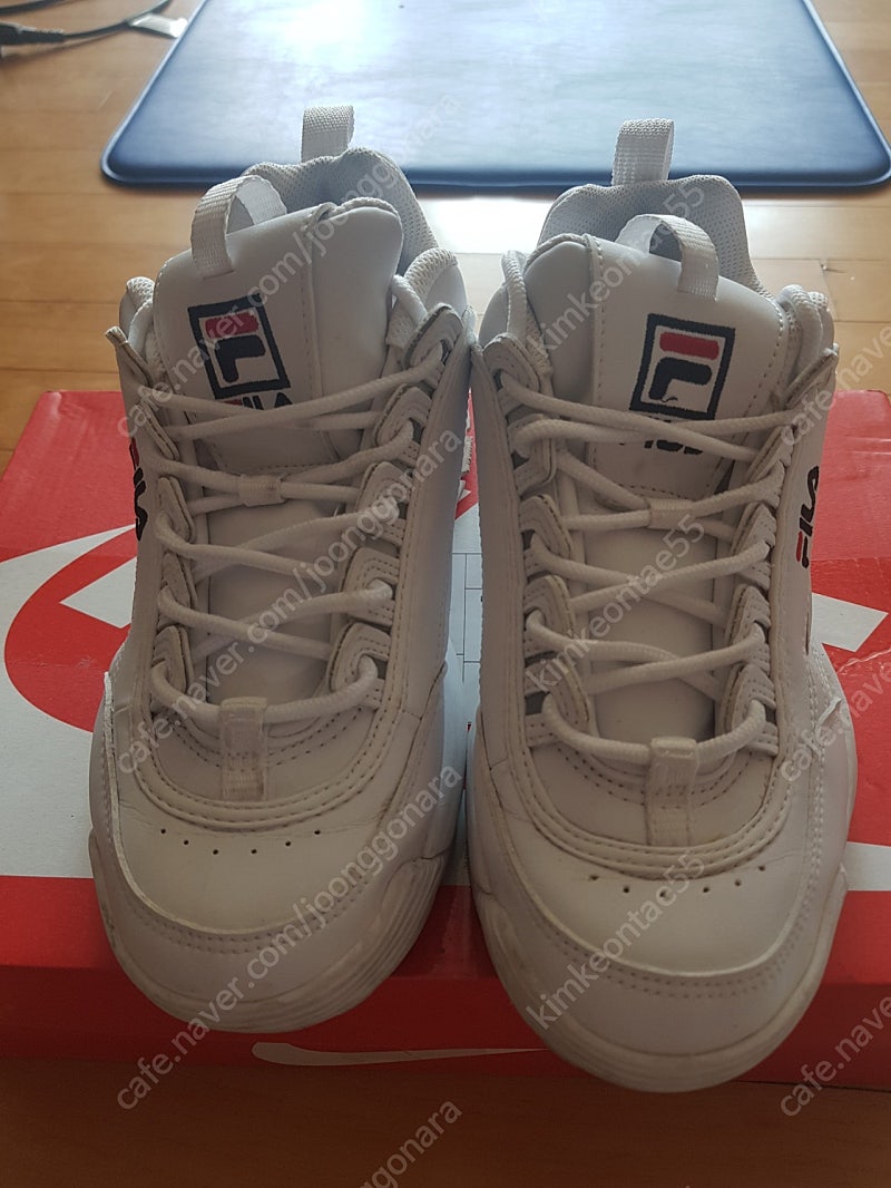 거의새거)FILA 디스럽터2 WH(240)택포 1.0