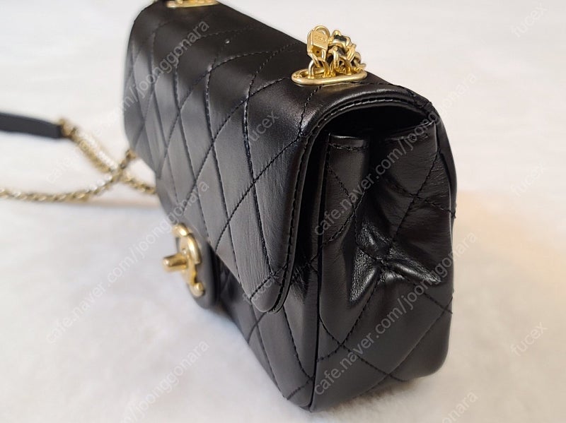 샤넬 20FW 진주레더체인 스트랩 미니 플랩백 AS2210--5